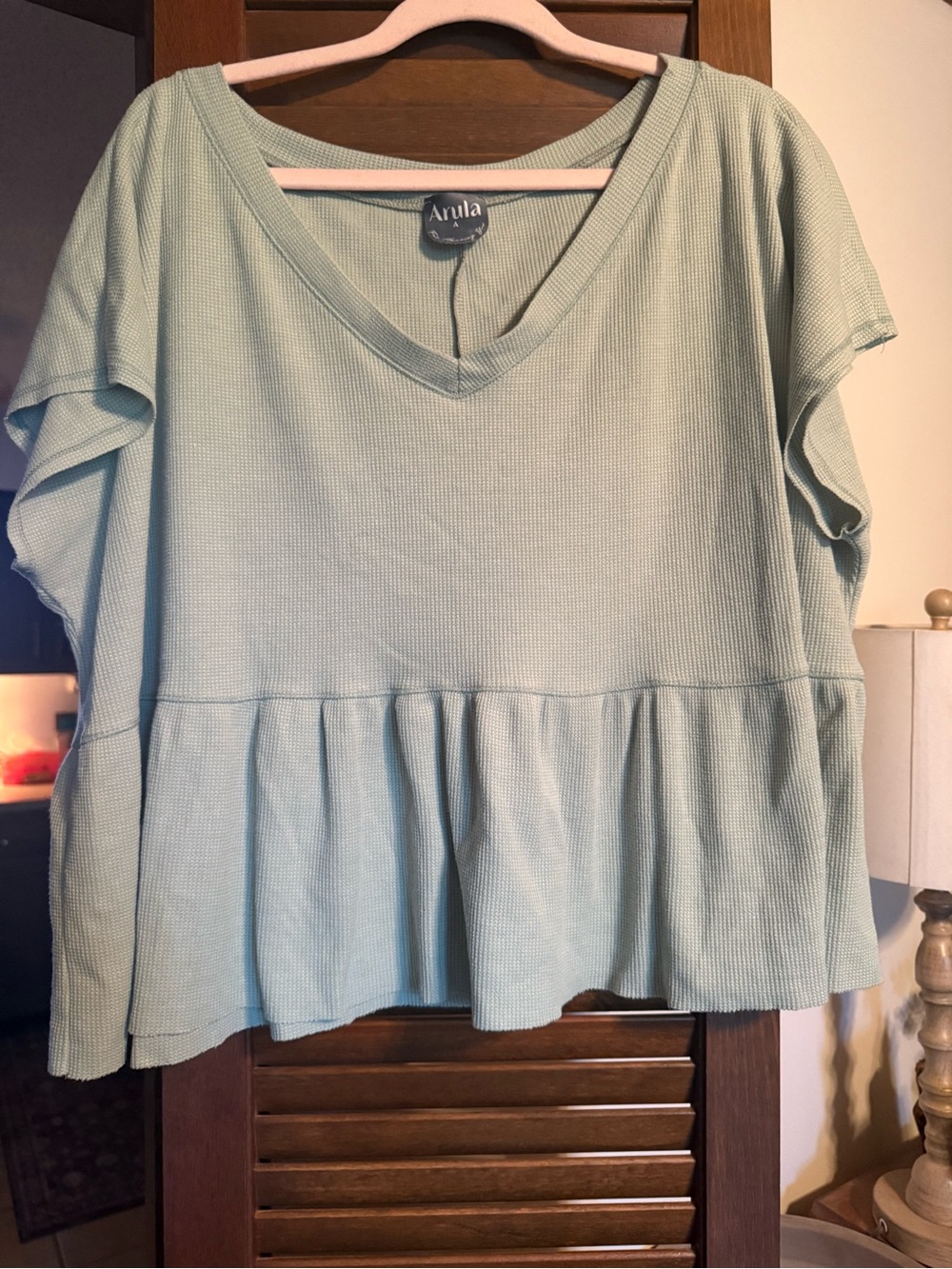 Arula Alter’d State size A 0X waffle knit top with ruffled peplum cropped EUC